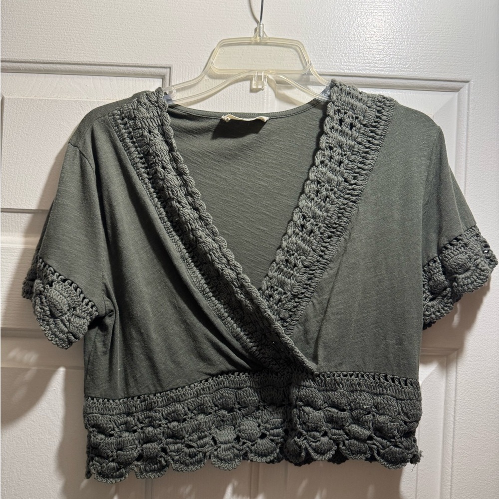 Lucky Brand Olive Green Short Sleeve Top with Crochet Trim